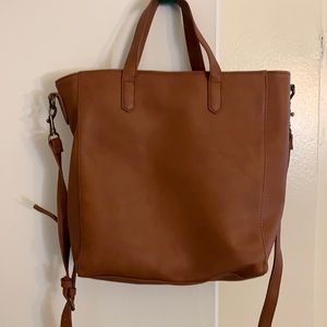 Universal thread brown tote